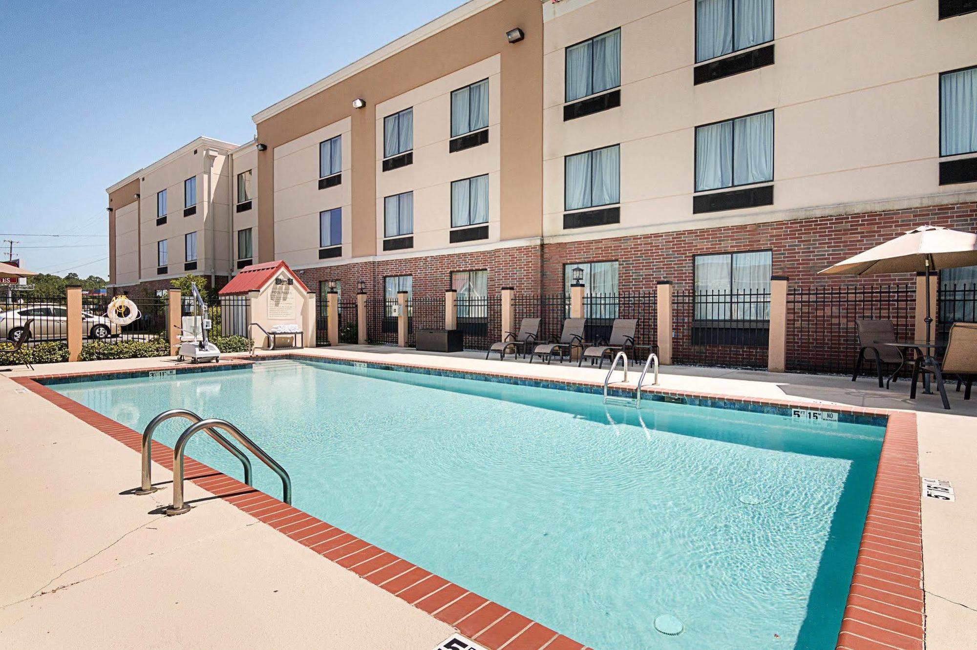 Comfort Suites Natchitoches Exterior foto